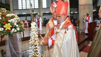 29/08 Holy Eucharist Service Archbishop of Canterbury